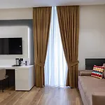 Maison Palla E Partner's 게스트하우스 나폴리