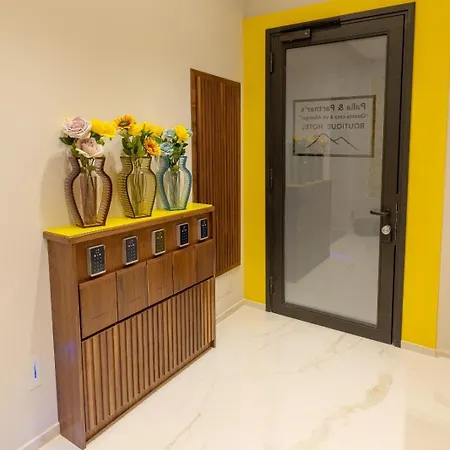 Гостевой дом Maison Palla E Partner's Неаполь